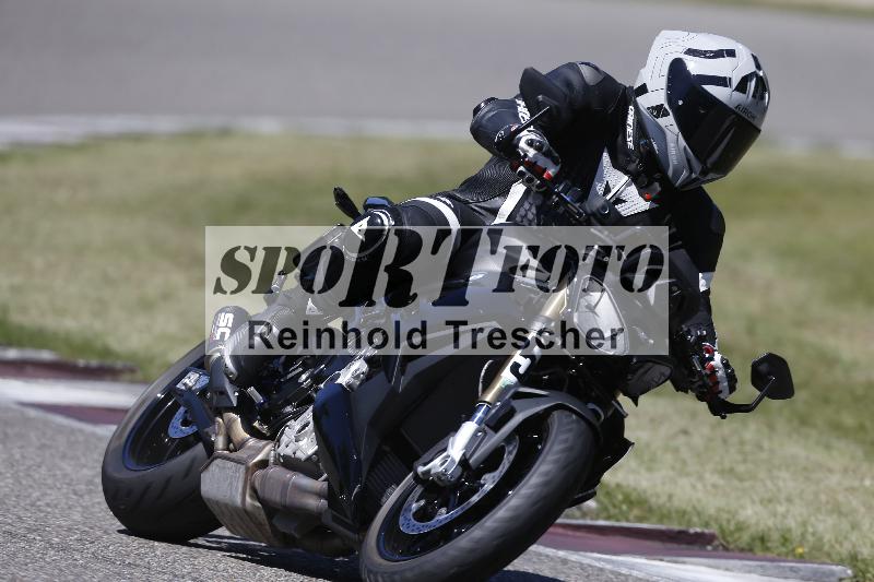 /15 22.05.2026  Plüss Moto Sport  Discover the Bike ADR /Gruppe gruen - Bike 1/58